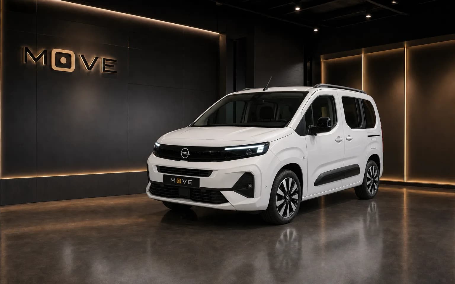 אופל COMBO Edition Plus 1.5L 130hp — לבן